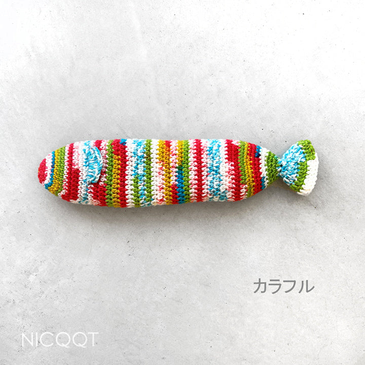 猫のさかな型の編みぐるみのおもちゃカラフル