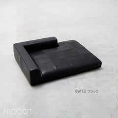 ペット用カウチ_本革ソファの黒